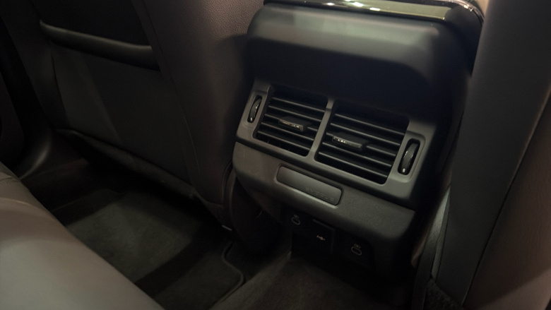 Land Rover Range Rover Evoque 1.5 P270e Edition 5dr Auto Hatchback